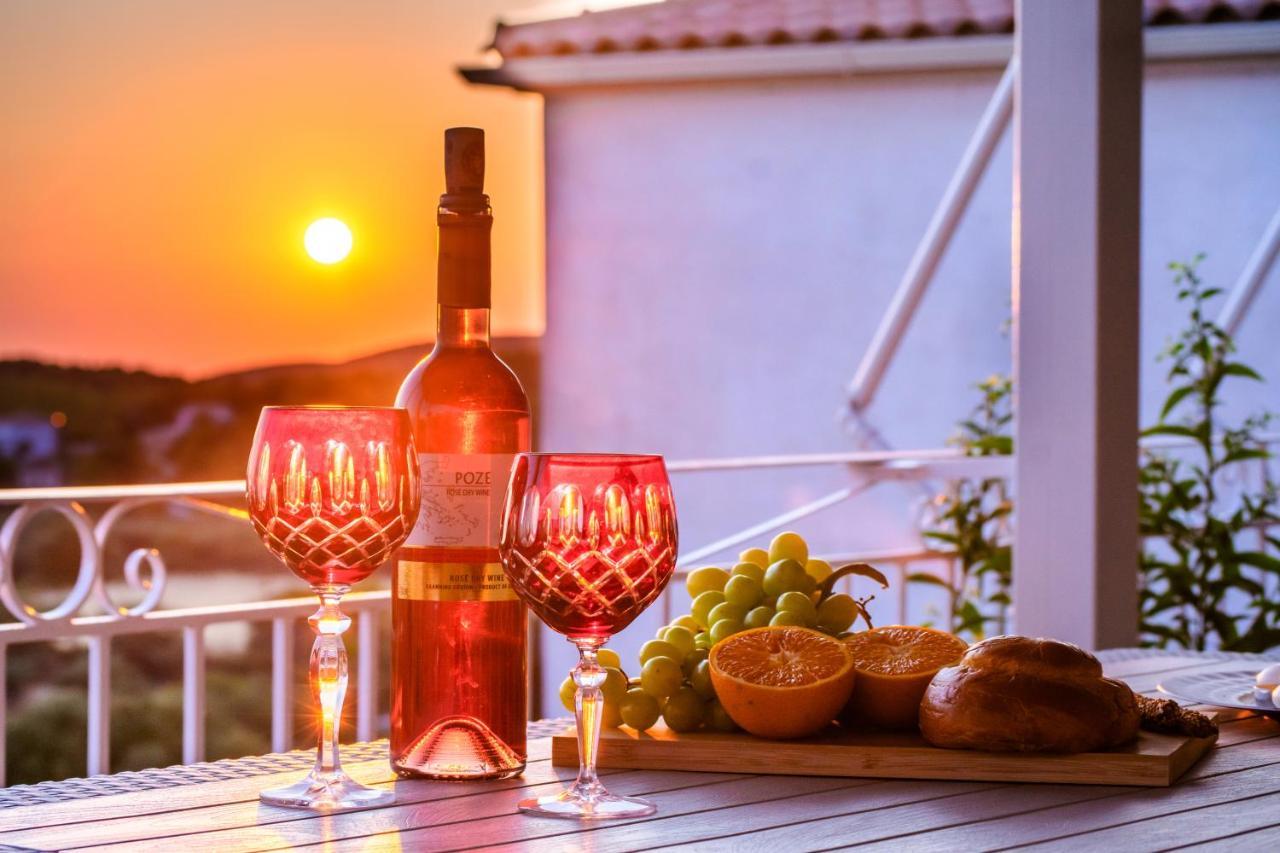 The View Villa Maries  エクステリア 写真